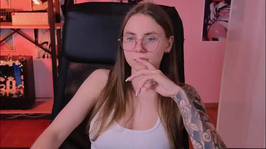 _lovelylove_ Adult Chat August 22, 2025