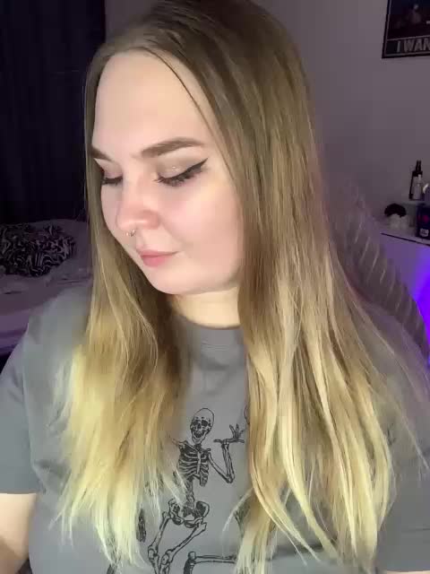 Greeenfriends6969 Adult Chat August 22, 2025