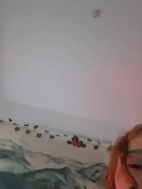 LittleDelora Adult Chat August 22, 2025