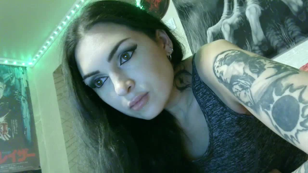 TvarRoxy Adult Chat August 22, 2025