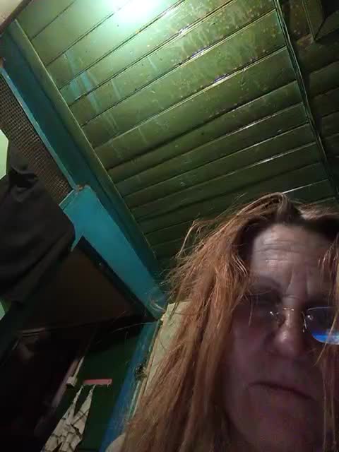 1CrazyPussy Adult Chat August 22, 2025