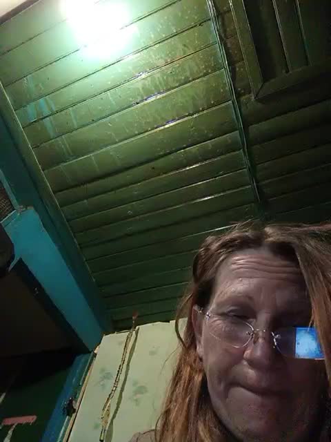 1CrazyPussy Adult Chat August 22, 2025