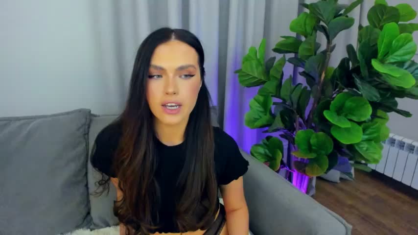 sexyangeloux Adult Chat August 22, 2025