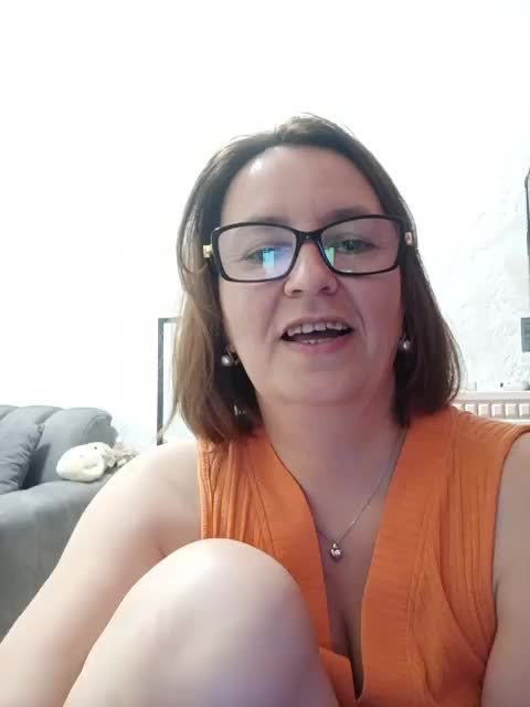 ARINA-XXX Adult Chat August 22, 2025