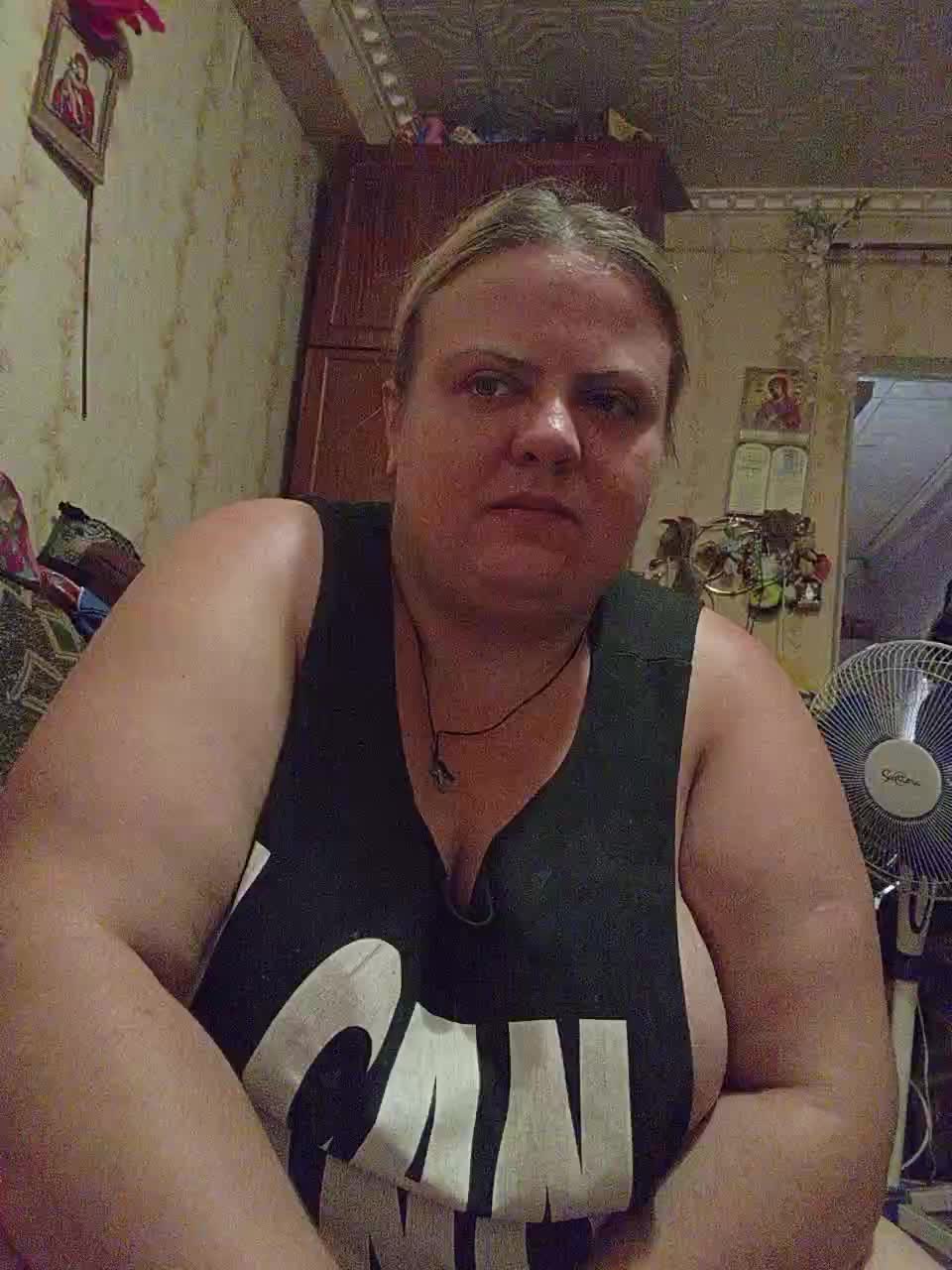 engela-s-1 Adult Chat August 22, 2025