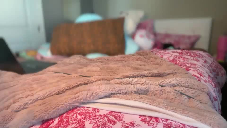 callmelovelie Adult Chat August 22, 2025