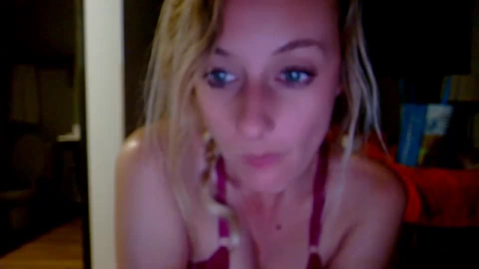 yoursecretgirlfriend963 Adult Chat August 22, 2025