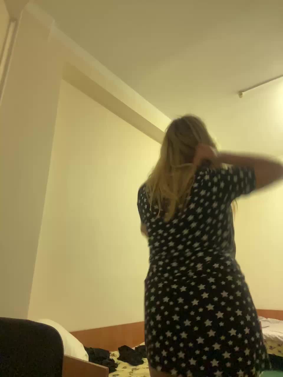 Elegant00Girl Adult Chat August 22, 2025