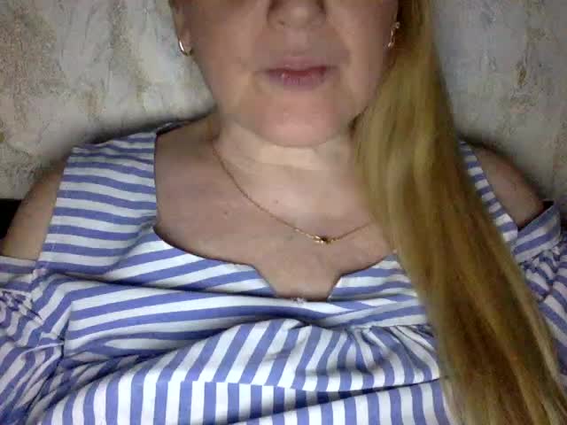 BlondyVio Adult Chat August 22, 2025