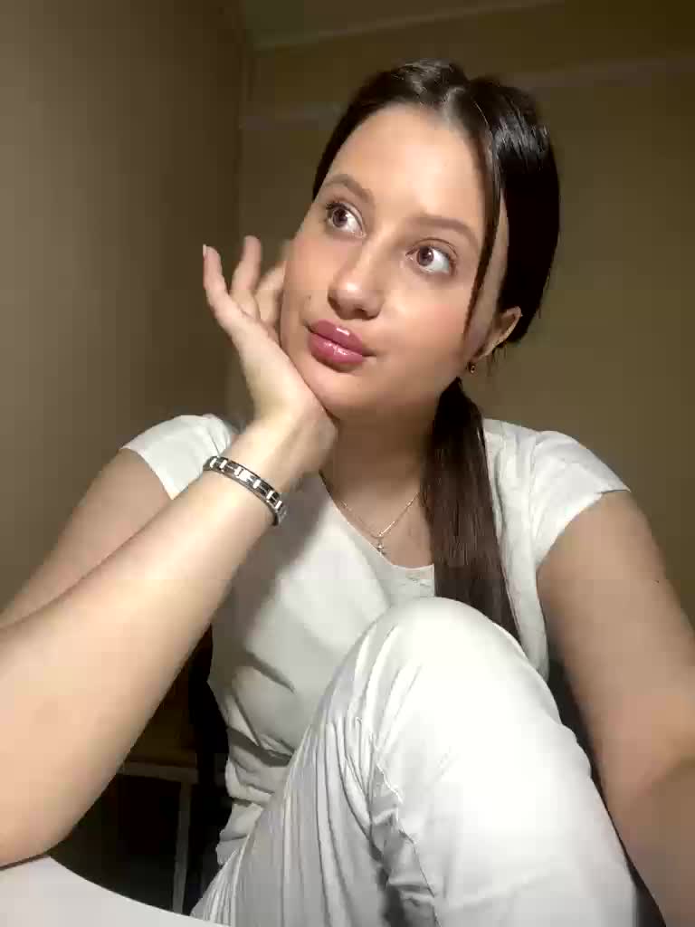 Llevie Adult Chat August 22, 2025