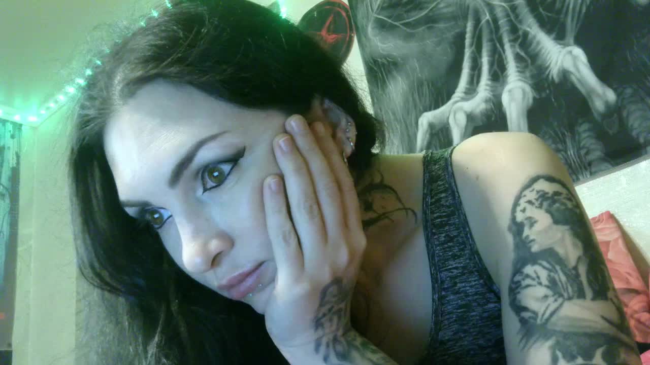 TvarRoxy Adult Chat August 22, 2025