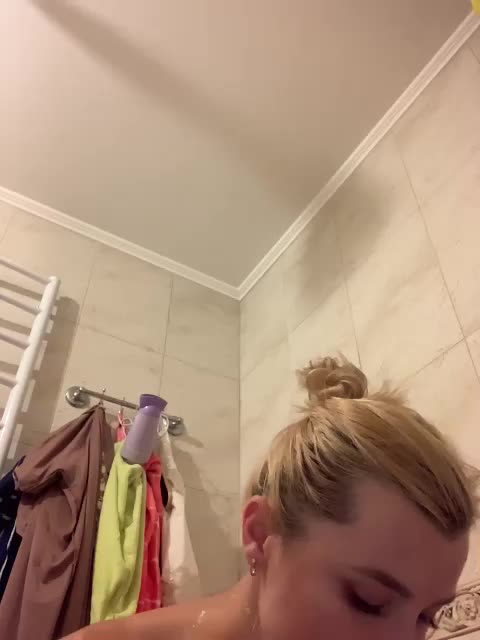 Ale4kaxx Adult Chat August 22, 2025