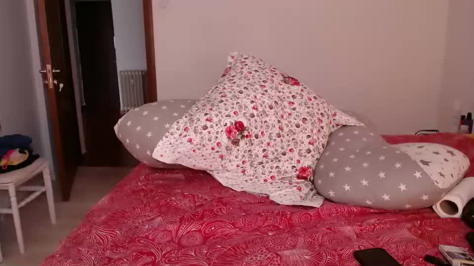 evolett Adult Chat August 22, 2025