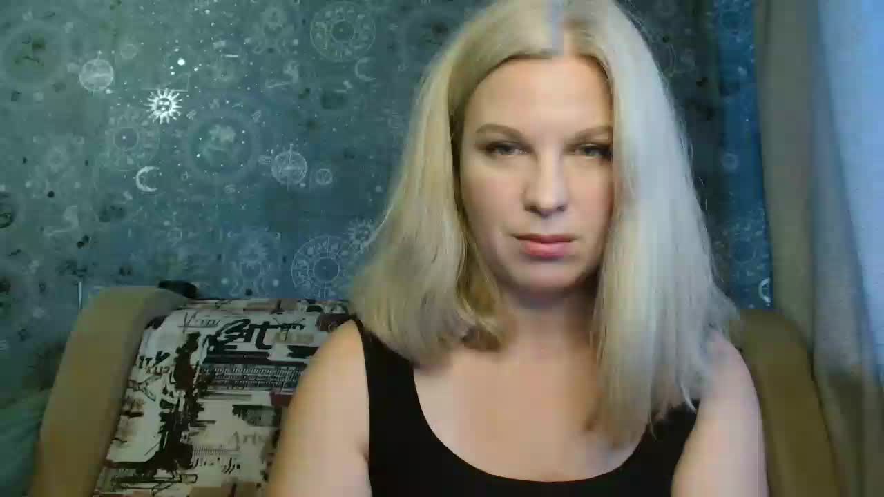 BlondeFox Adult Chat August 22, 2025