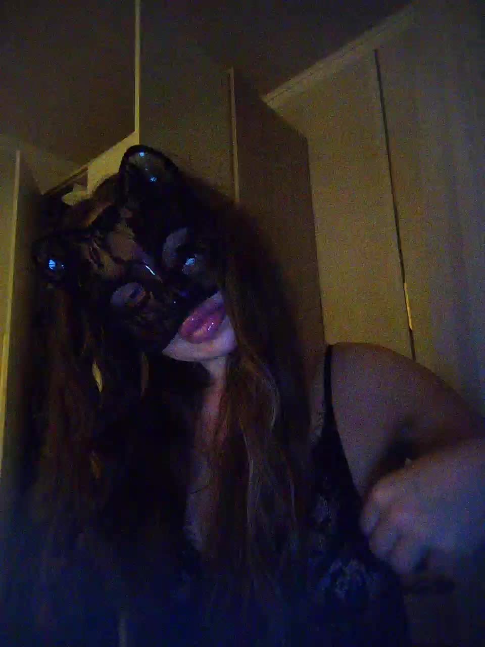 Ekaterina2221 Adult Chat August 22, 2025