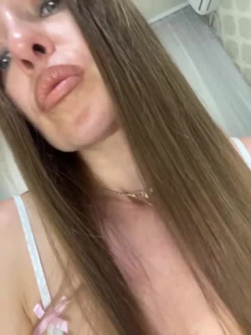 tinahot Adult Chat August 22, 2025