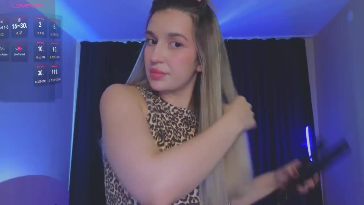 RoxyChilli Adult Chat August 22, 2025