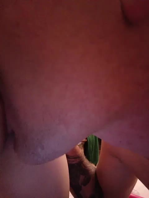 Sweet-Couple- Adult Chat August 22, 2025