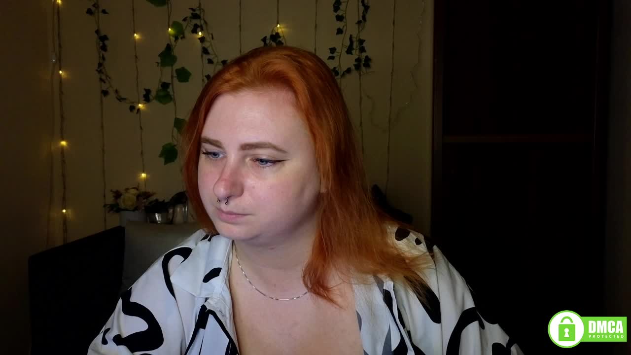 Aliciaredluv Adult Chat August 22, 2025