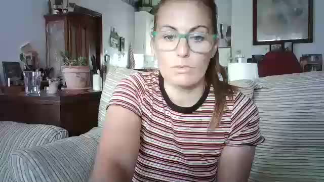 lolahueso Adult Chat August 22, 2025