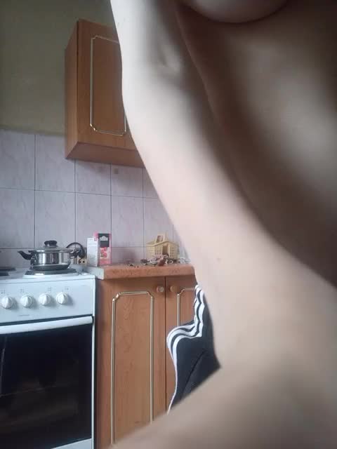 Kissa-is-klassa-a Adult Chat August 22, 2025