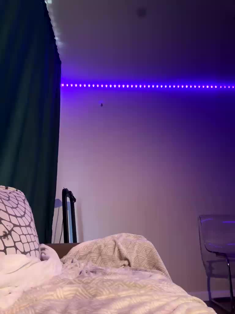 VULGARITY Adult Chat August 22, 2025