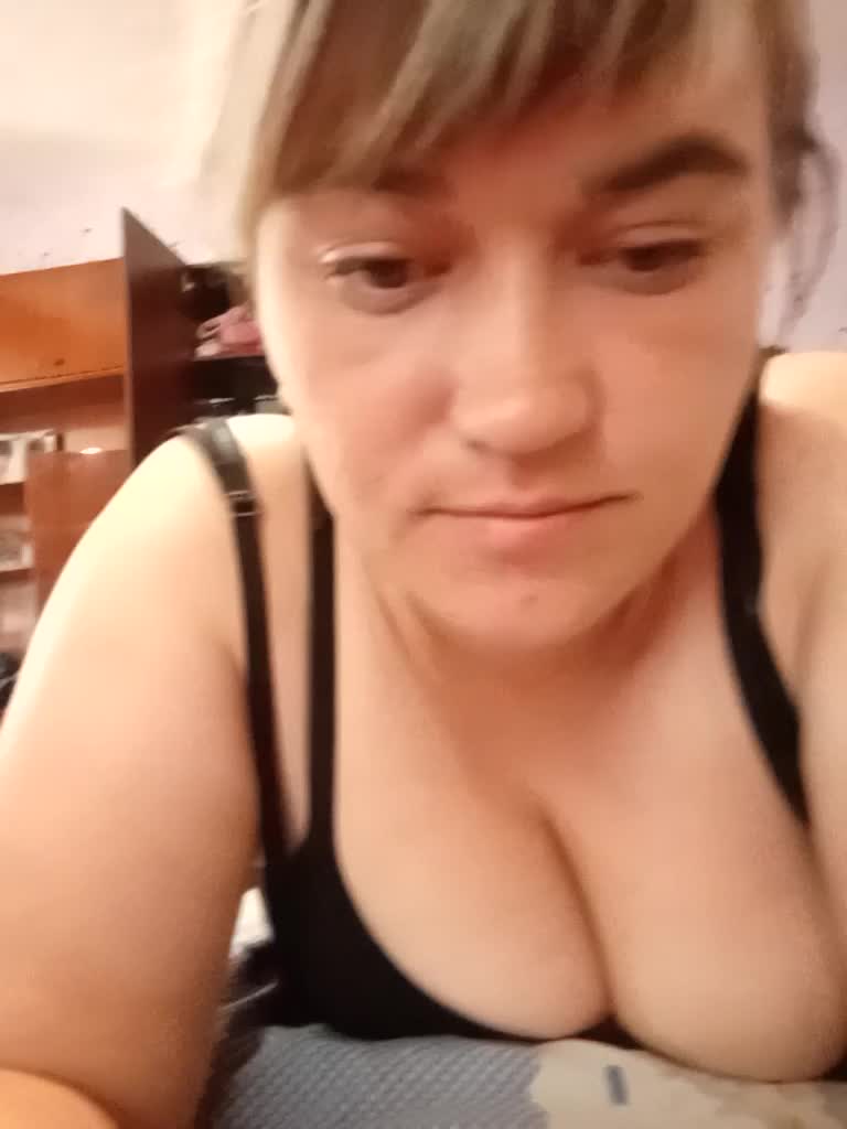 HollyLaBerry Adult Chat August 22, 2025