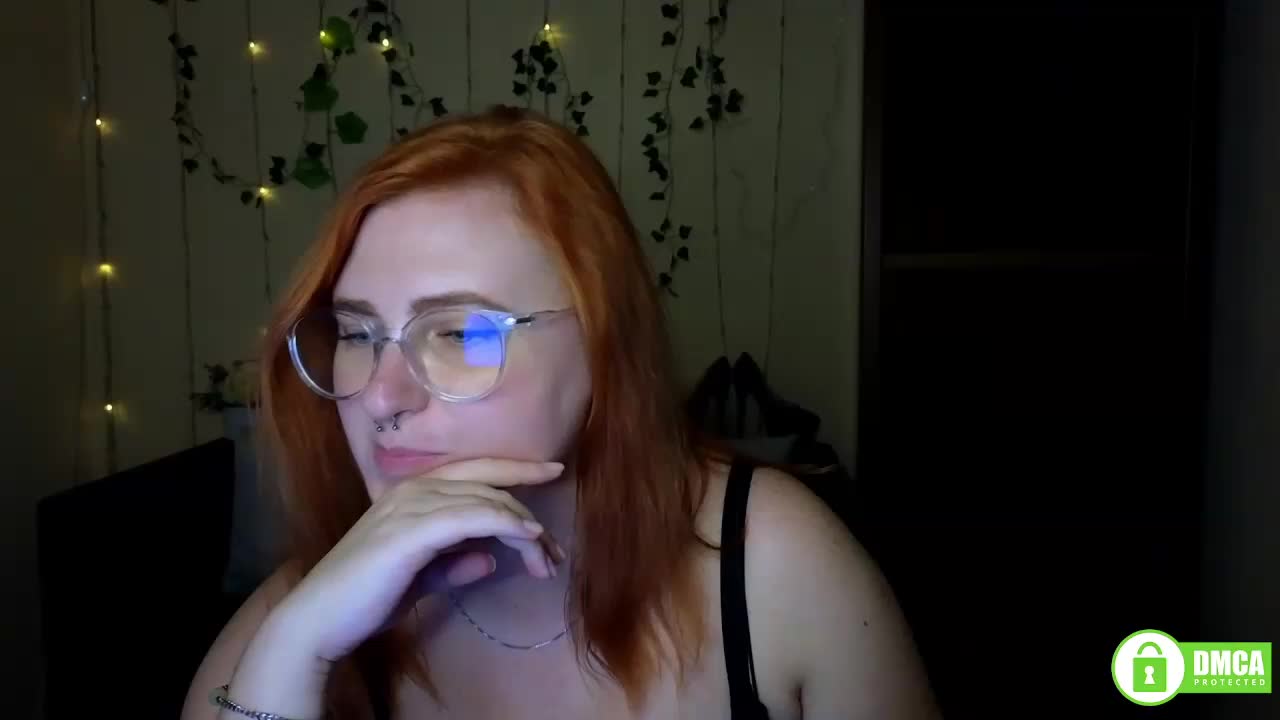 Aliciaredluv Adult Chat August 22, 2025