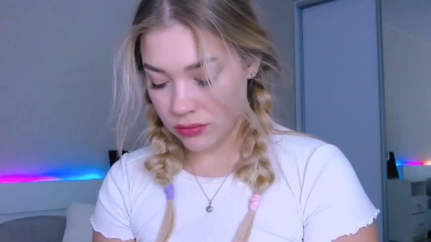 DIANAxxxDIAMOND Adult Chat August 22, 2025