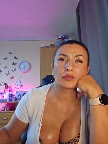 Hotangel75 Adult Chat August 23, 2025