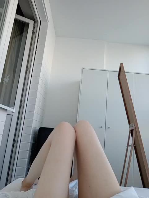 klubnichkka Adult Chat August 22, 2025