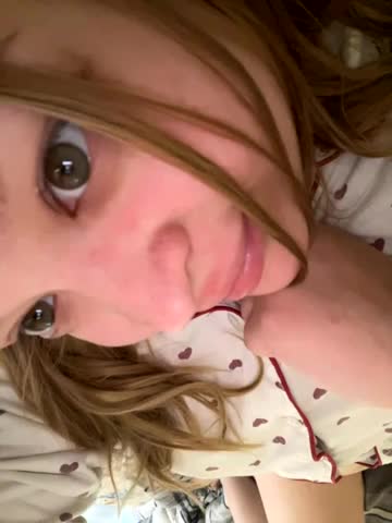 IMHORNYWET Adult Chat August 22, 2025