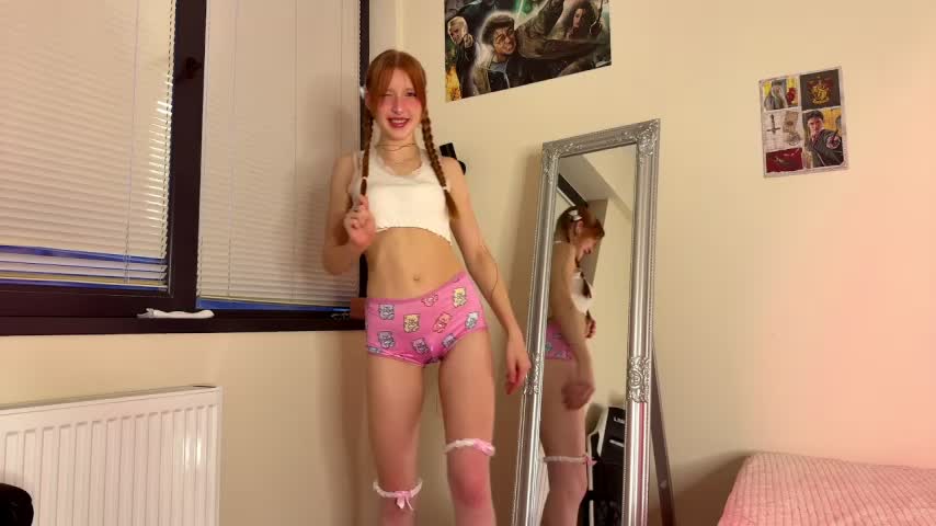 FoxieKiss Adult Chat August 23, 2025