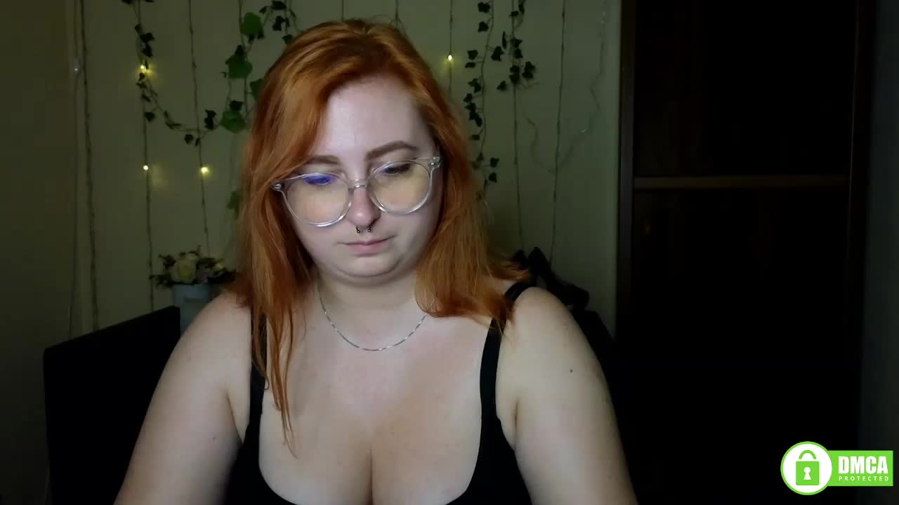 Aliciaredluv Adult Chat August 23, 2025