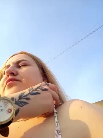 LianaJu Adult Chat August 23, 2025