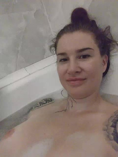 Dragon_fruit Adult Chat August 23, 2025