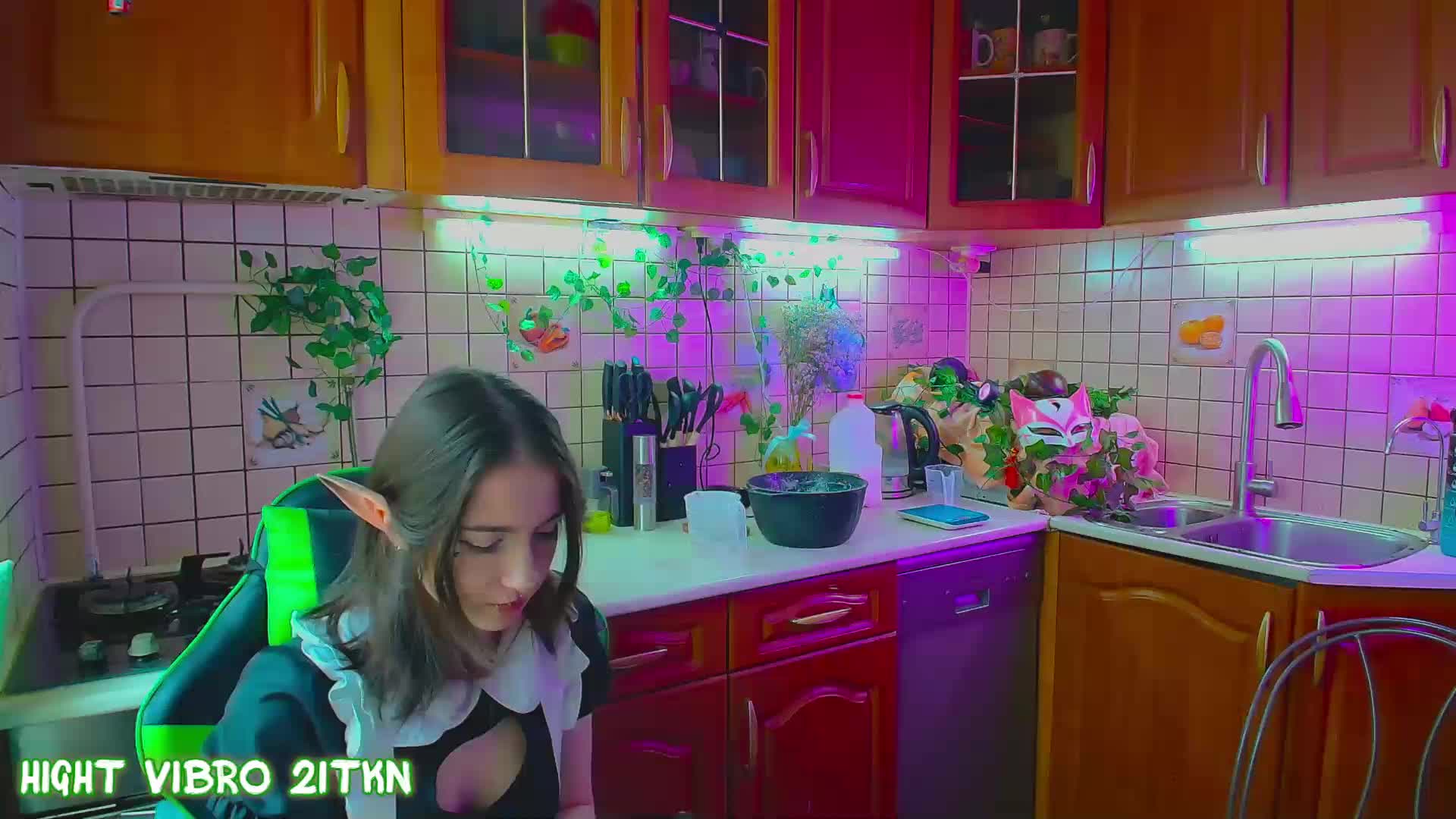 Tricky_Kitsune Adult Chat August 23, 2025