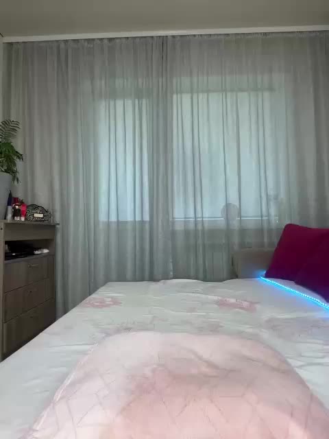 tinahot Adult Chat August 23, 2025