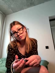 RinaCat Adult Chat August 22, 2025