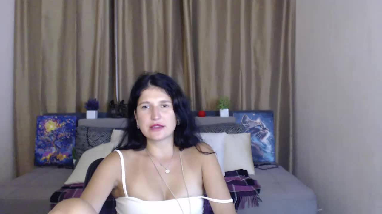 AliannaSoloKisses Adult Chat August 23, 2025