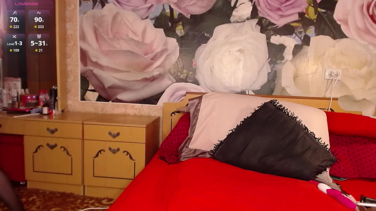 -Karolina555- Adult Chat August 23, 2025