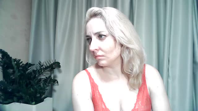 mariska-kiska Adult Chat August 23, 2025