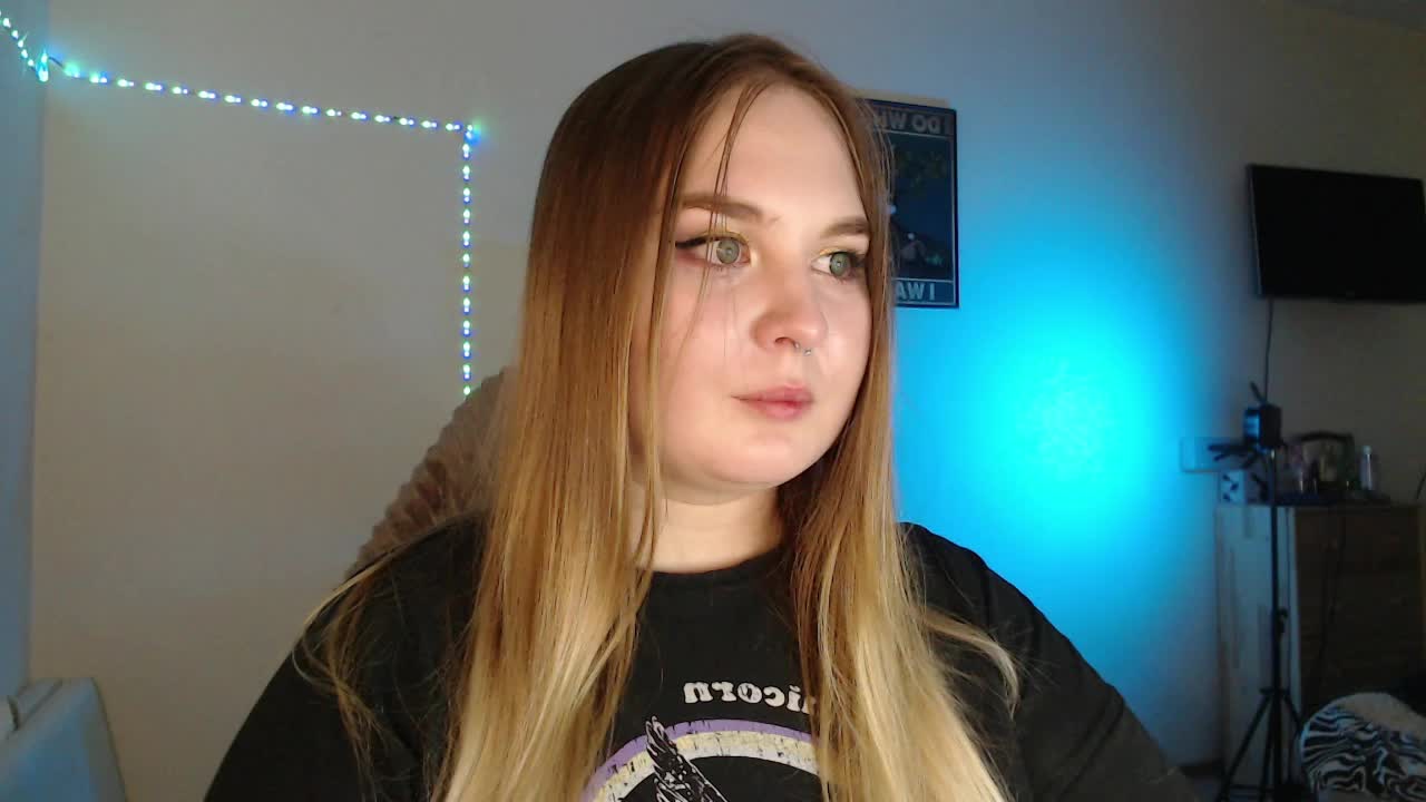 Greeenfriends6969 Adult Chat August 23, 2025