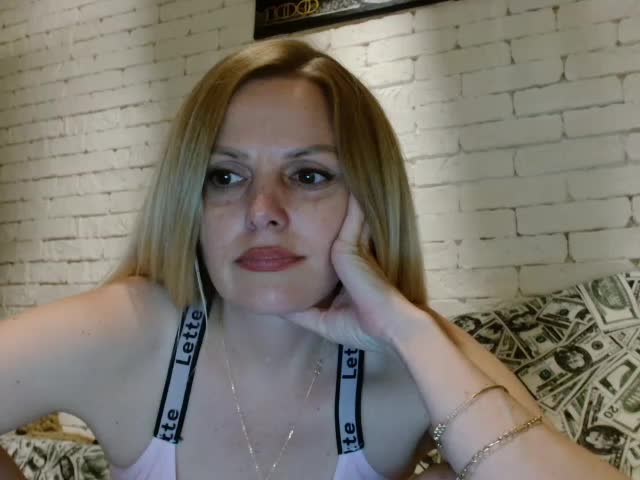 AngelAlone Adult Chat August 23, 2025