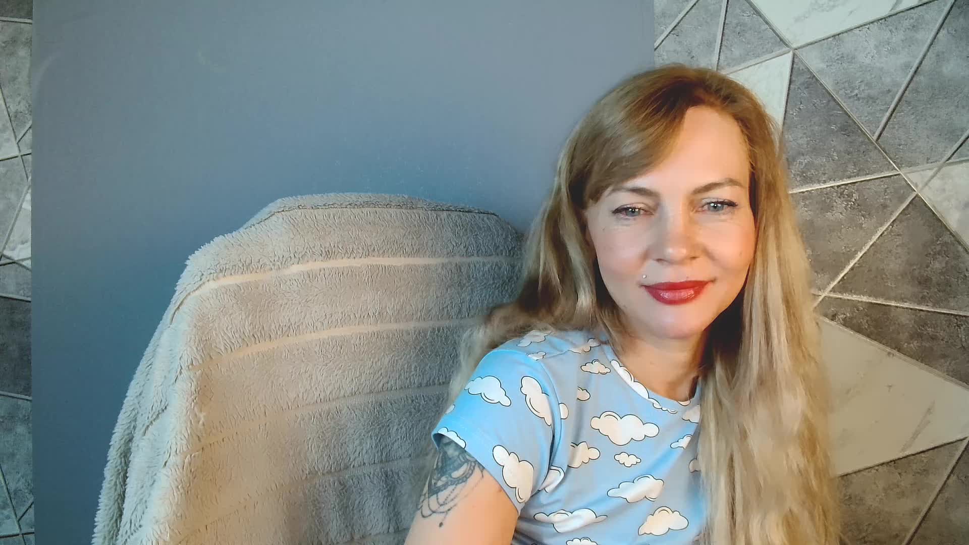 VeraFisher Adult Chat August 23, 2025