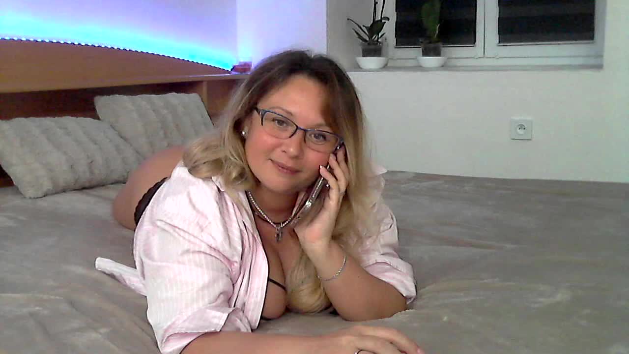 NERVOMOTINA Adult Chat August 23, 2025