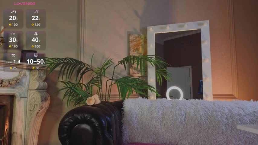 Kelly_Woods Adult Chat August 23, 2025