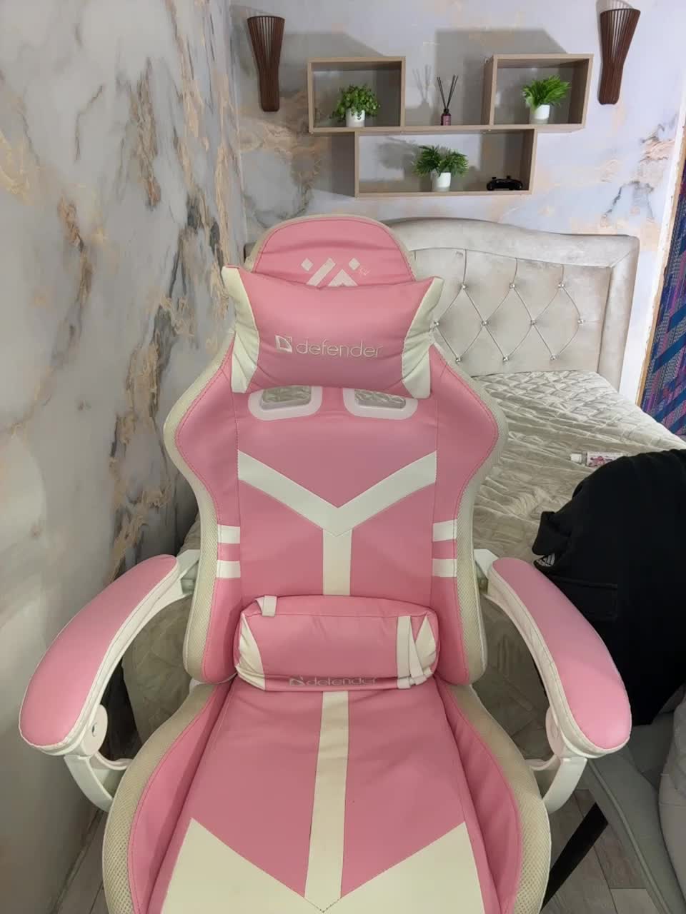 Kristallik-1 Adult Chat August 23, 2025