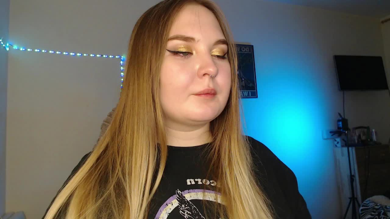 Greeenfriends6969 Adult Chat August 23, 2025