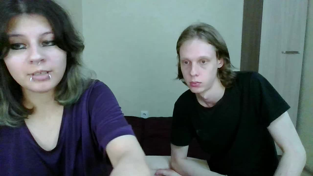 Crystal-Porn-Love Adult Chat August 22, 2025